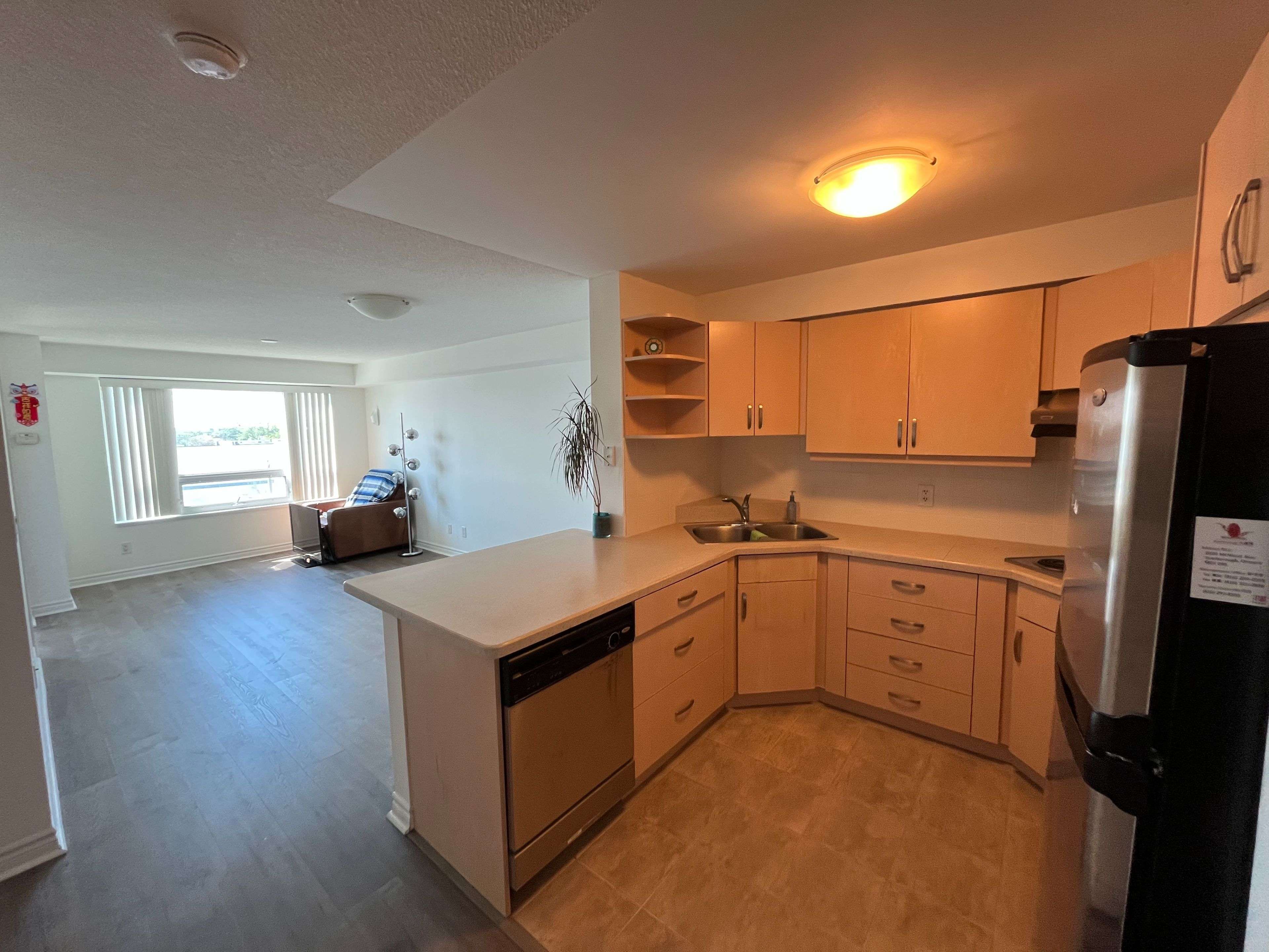 Toronto E07, ON M1V 0B5,2020 Mcnicoll AVE #512