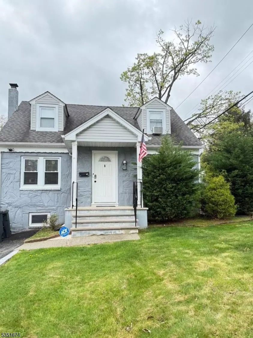 West Orange Twp., NJ 07052,19 Elmwood Ave