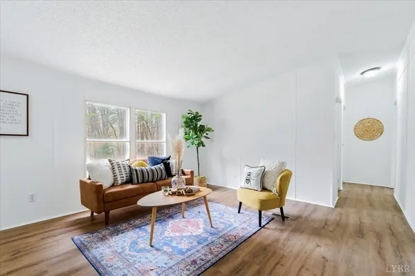 330 Bloxsom RD, Callands, VA 24530