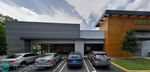 Deerfield Beach, FL 33441,426 W Hillsboro Blvd