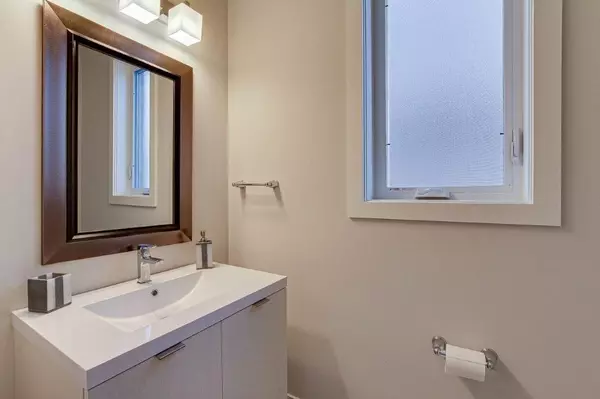 London South, ON N6M 0A1,2258 Southport CRES N