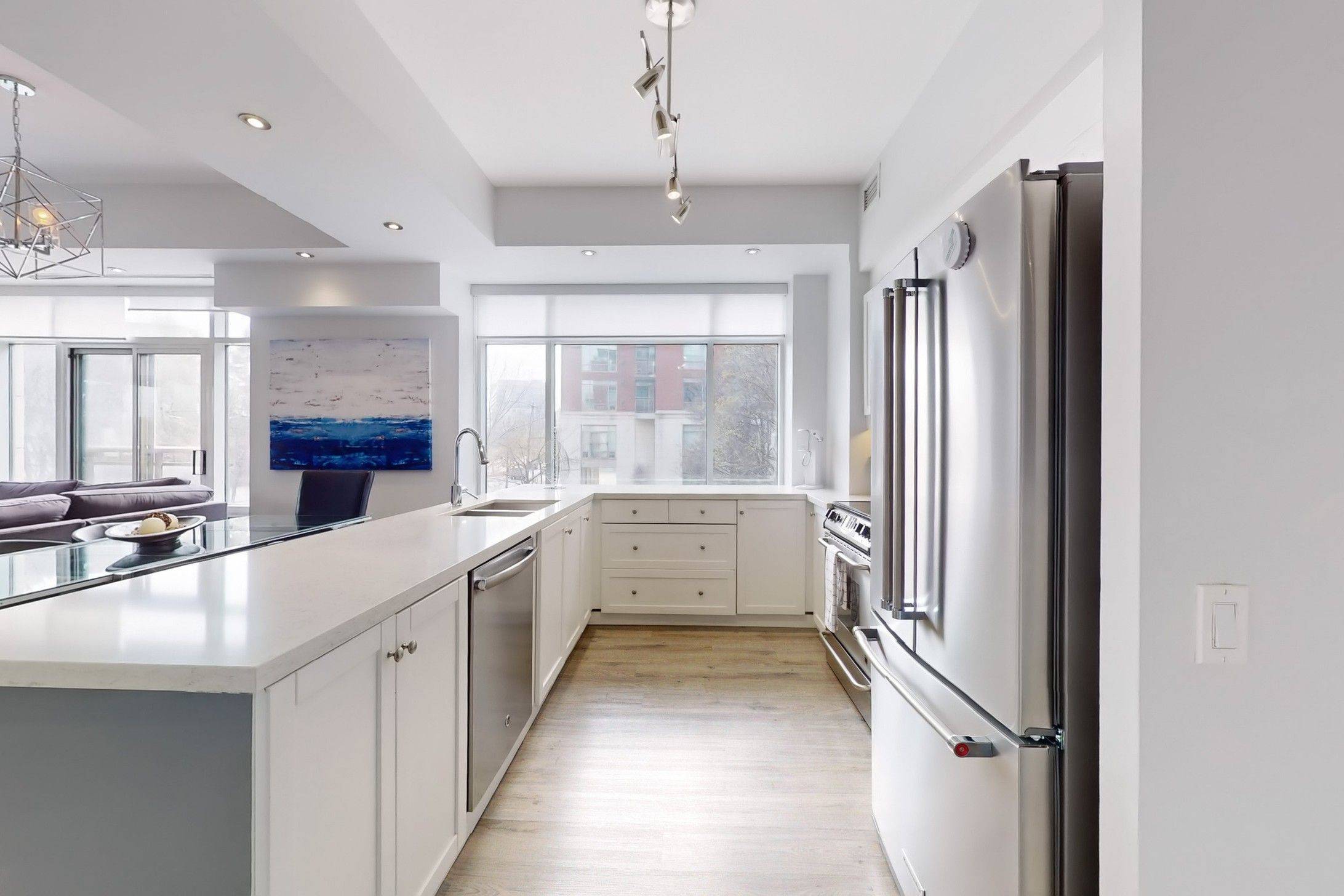 Toronto C01, ON M5V 3K8,500 Queens Quay W #102E Upper