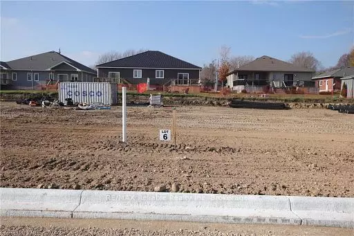 Huron East, ON N0G 1H0,780 BRYANS DR