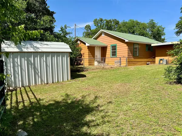 Nocona, TX 76255,711 Fayette Street