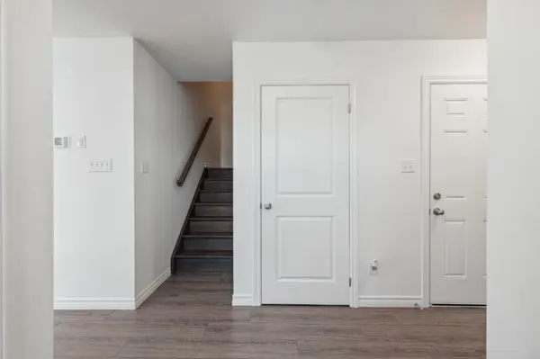 North Dumfries, ON N0B 1E0,2 Goldie Mill RD W