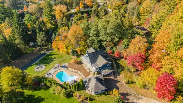 Hamilton, ON L9H 4Y3,172 Hillcrest AVE