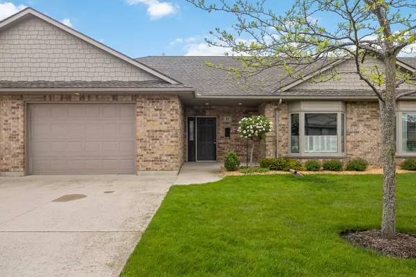 Lambton Shores, ON N0N 1J0,5969 Townsend Line E #21