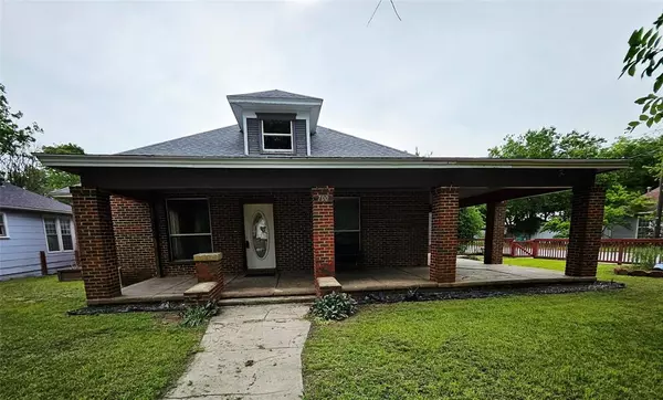 700 N Church Street,  Decatur,  TX 76234