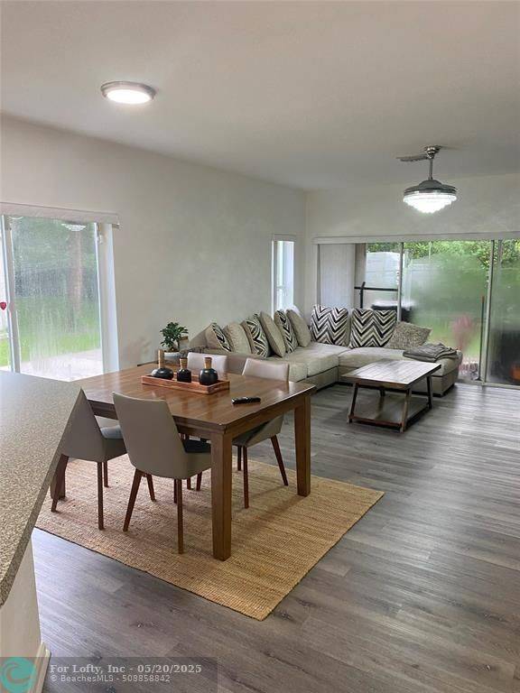 West Palm Beach, FL 33417,4803 Palmbrooke Cir