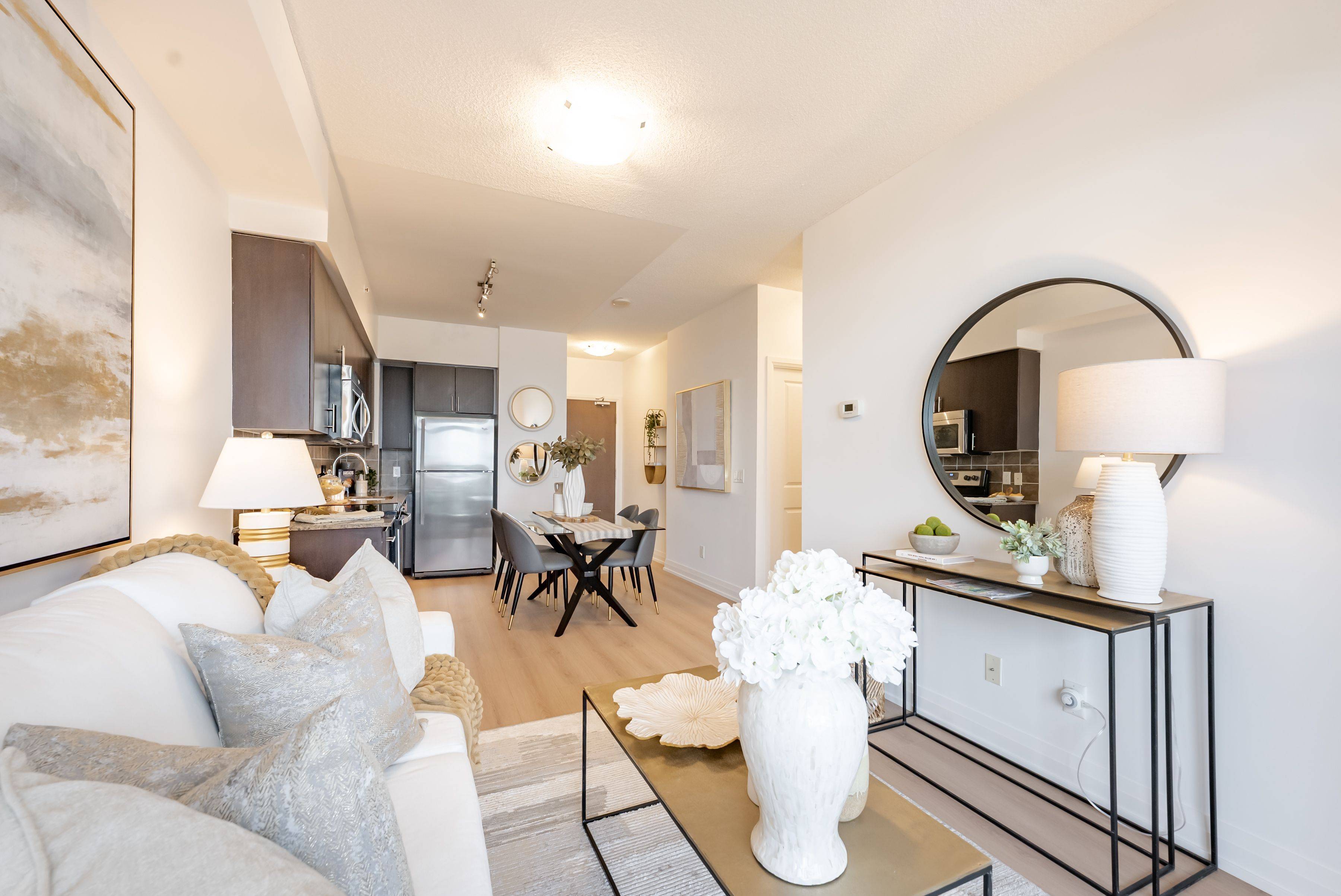 Vaughan, ON L4J 0H8,75 North Park RD #809