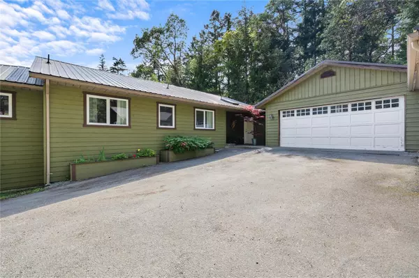 Salt Spring, BC V8K 2G7,260 Old Divide Rd