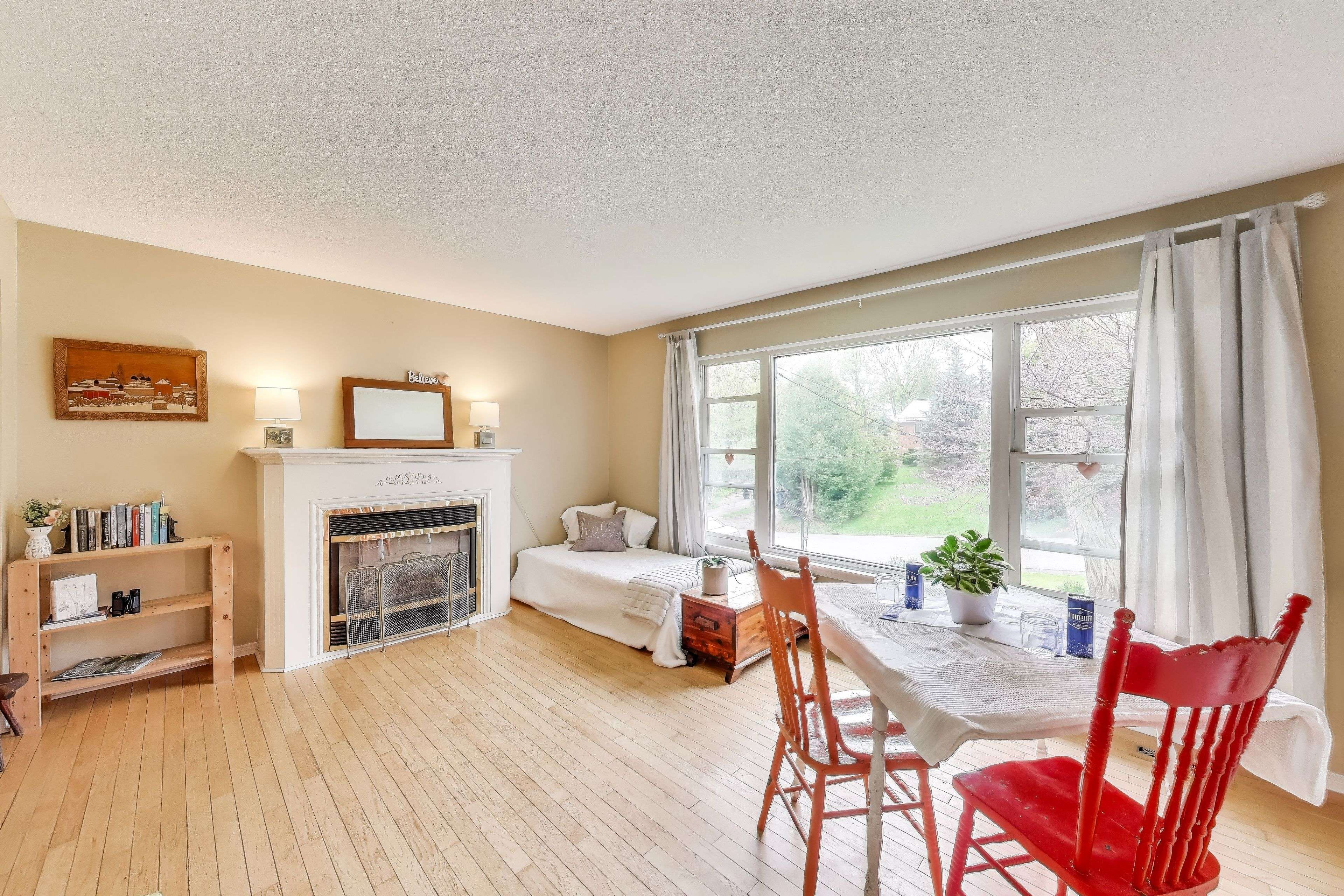 Port Hope, ON L1A 1Z5,40 Cumberland ST