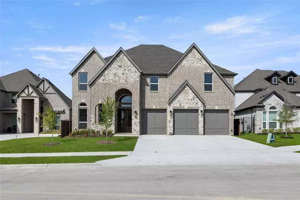 9945 Casa Frontera Drive, Fort Worth, TX 76179