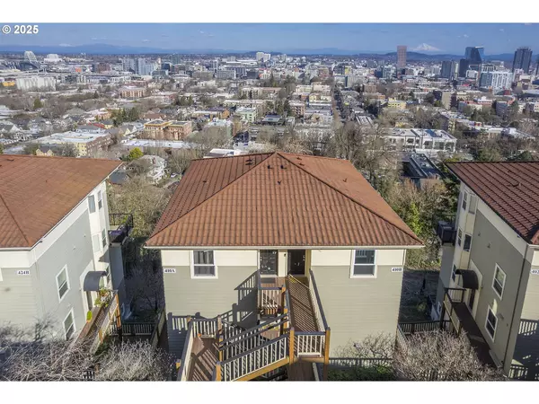 410 NW UPTOWN TER #3-B, Portland, OR 97210