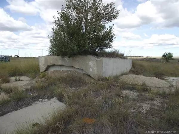 Rural Cypress County, AB T1B 2N0,600 Ellice AVE