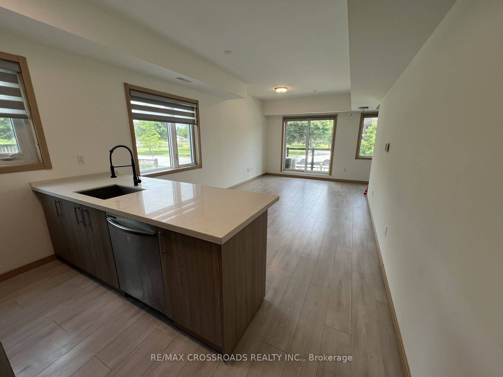 Toronto E05, ON M1W 0A9,200 Chester Le BLVD #D208