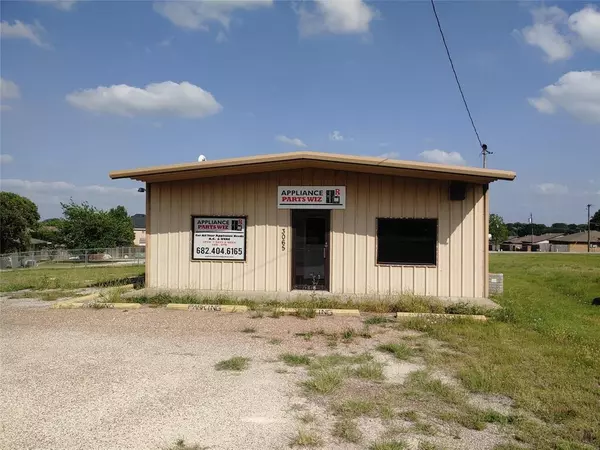 Burleson, TX 76028,3065 Wilshire Boulevard
