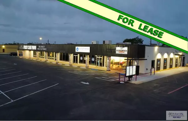 4102 N NAVARRO ST., Victoria, TX 77901