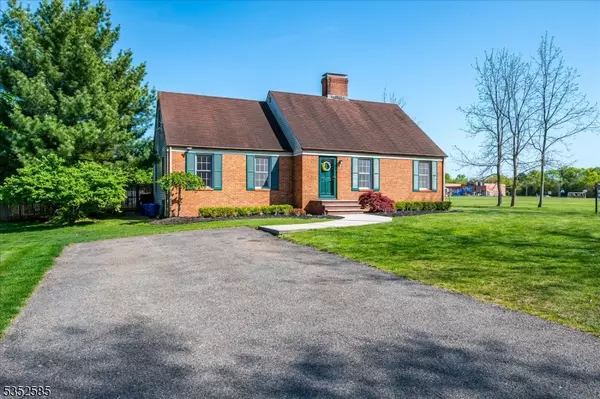 27 Vermont Ave, Franklin Twp., NJ 08823