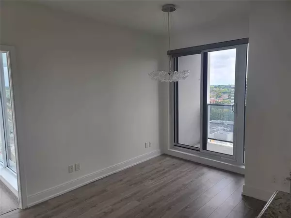 Richmond Hill, ON L4C 1V6,9608 Yonge ST #1211A