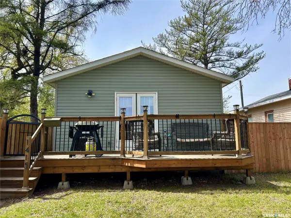 1415 B AVENUE N, Saskatoon, SK S7L 1G7