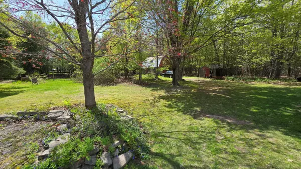 Carp - Huntley Ward, ON K0A 1L0,3275 Peskett RD