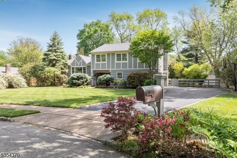7 Pletcher Pl, Morris Twp., NJ 07960
