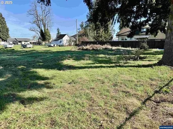 107 N 8th (Next to) ST, Aumsville, OR 97325