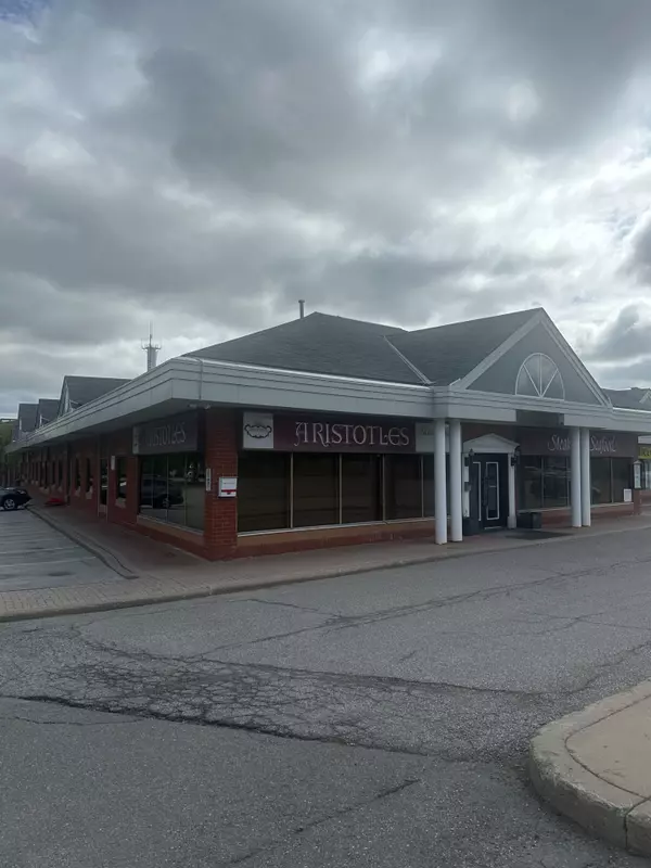 Mississauga, ON L5N 6A3,6905 Millcreek DR #Unit#2