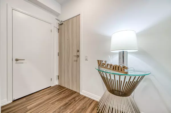 Toronto C07, ON M2N 0L2,75 Canterbury PL #1507