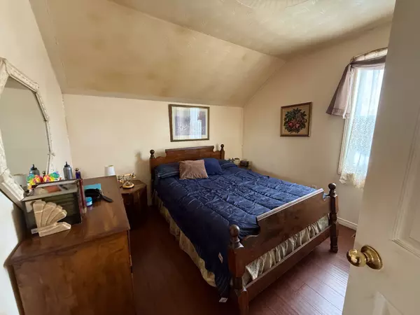 Timmins, ON P4N 6B3,45 Maple ST N