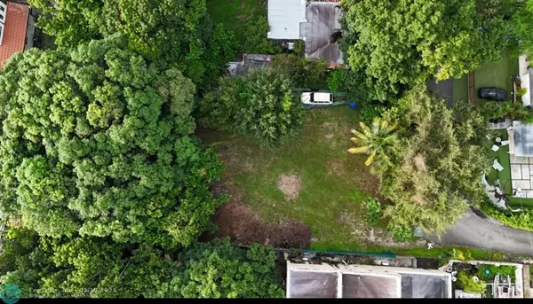 Miami, FL 33138,8220 NE 9th Ave