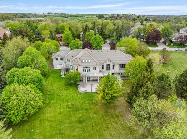 Vaughan, ON L6A 1G2,760 Woodland Acres CRES