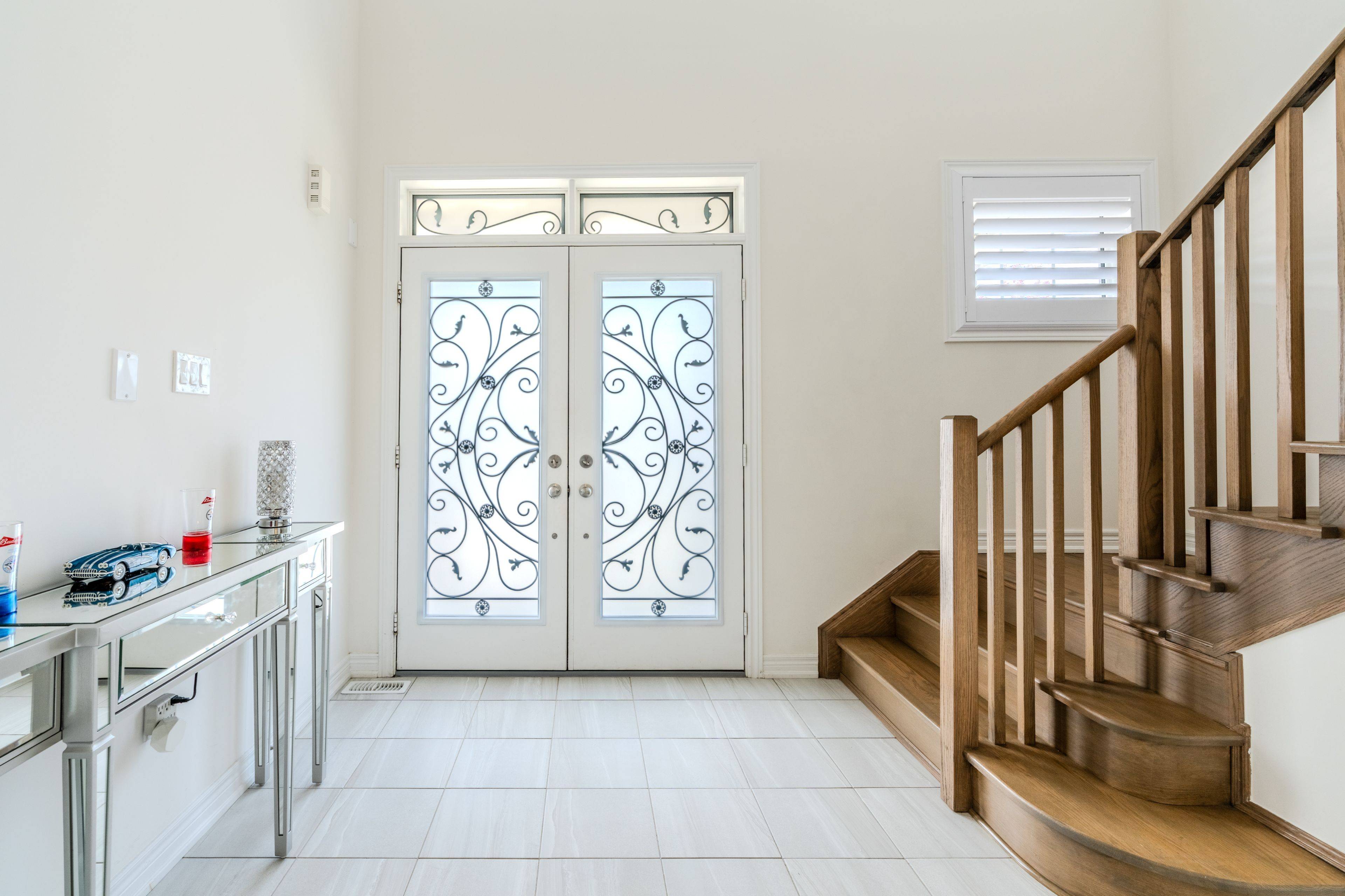 Whitby, ON L1P 0J2,5 Toulouse ST