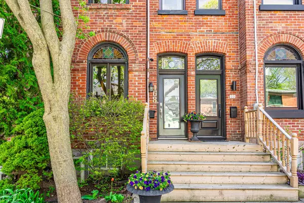 Toronto E01, ON M4M 2J9,168 Boulton AVE