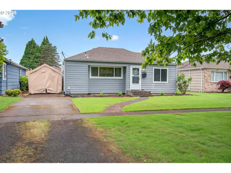 2938 LOUISIANA ST, Longview, WA 98632