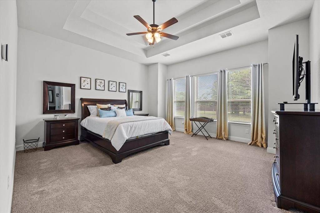 Waxahachie, TX 75167,221 Mckinley Circle