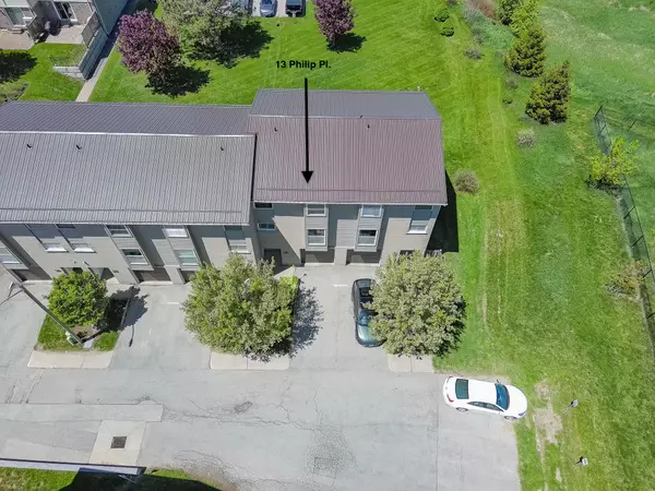 Kincardine, ON N2Z 2E7,13 Philip PL