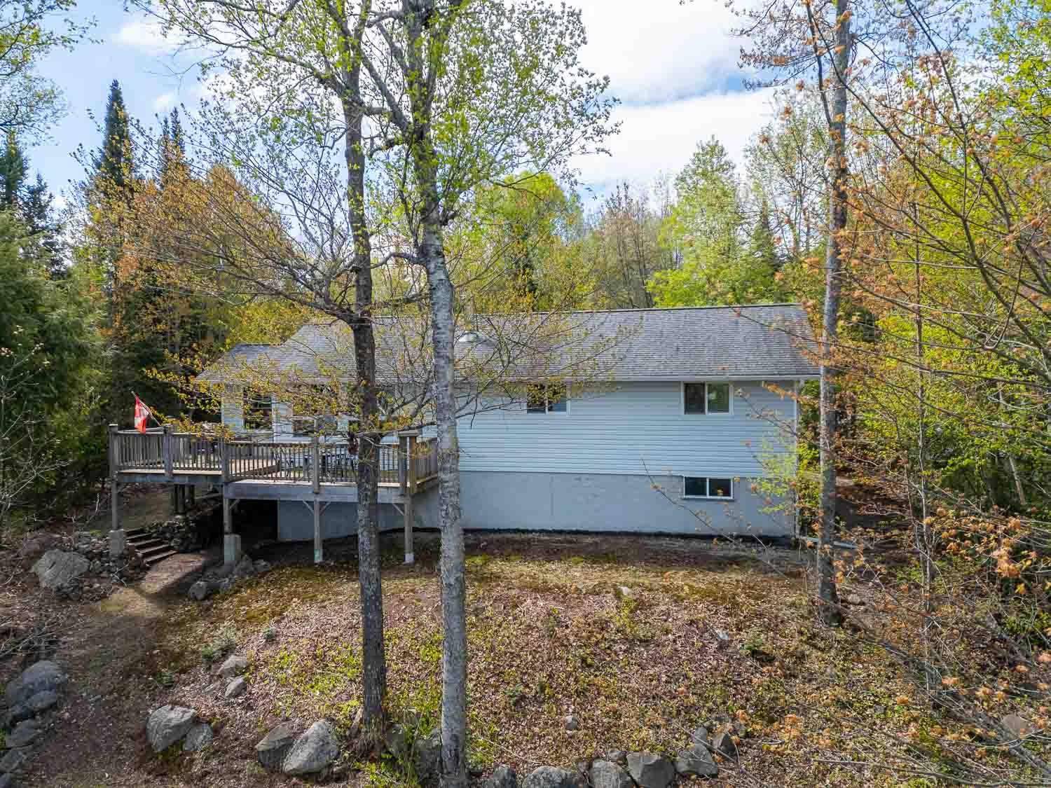 1931 B South Horn Lake RD, Magnetawan, ON P0A 1C0
