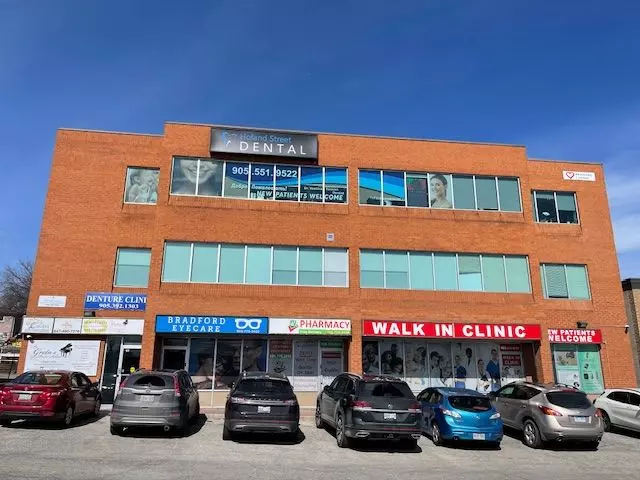 107 Holland ST E #104, Bradford West Gwillimbury, ON L9N 1C3