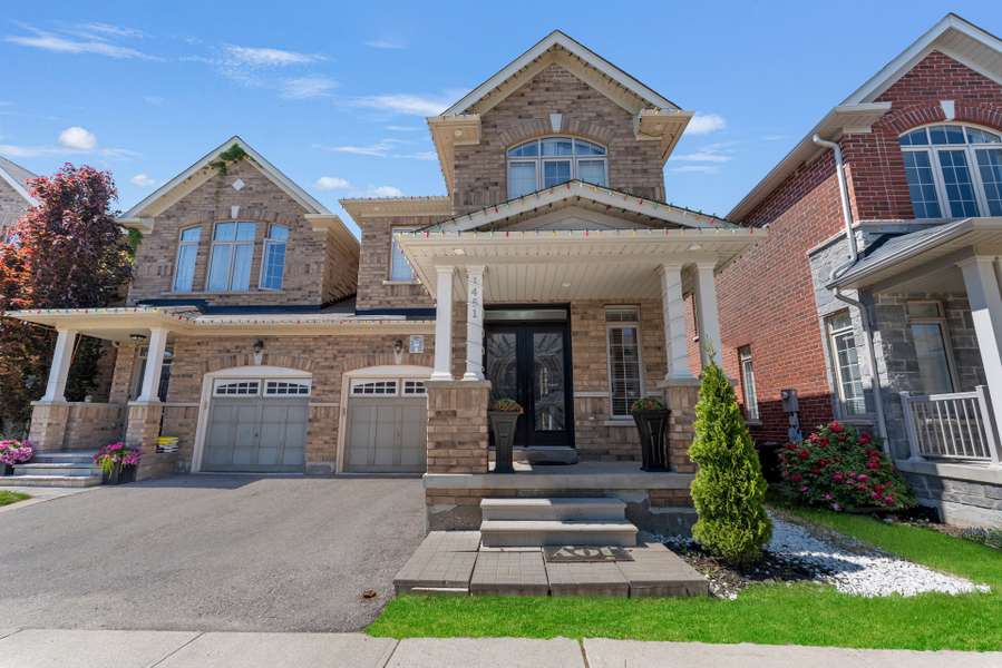 1451 Bews LNDG S, Milton, ON L9T 8T8