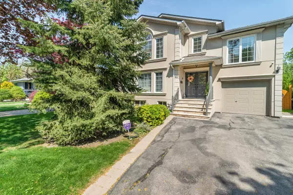 Toronto C07, ON M2M 1L7,162 Goulding AVE
