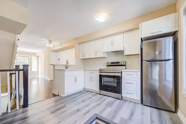 Mississauga, ON L5N 7G1,3895 Doug Leavens BLVD #23