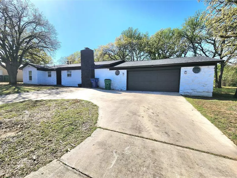 1410 Brush Street, Bridgeport, TX 76426