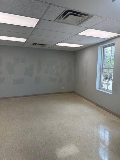 Richmond Hill, ON L4C 1T6,10132 Yonge ST #202C