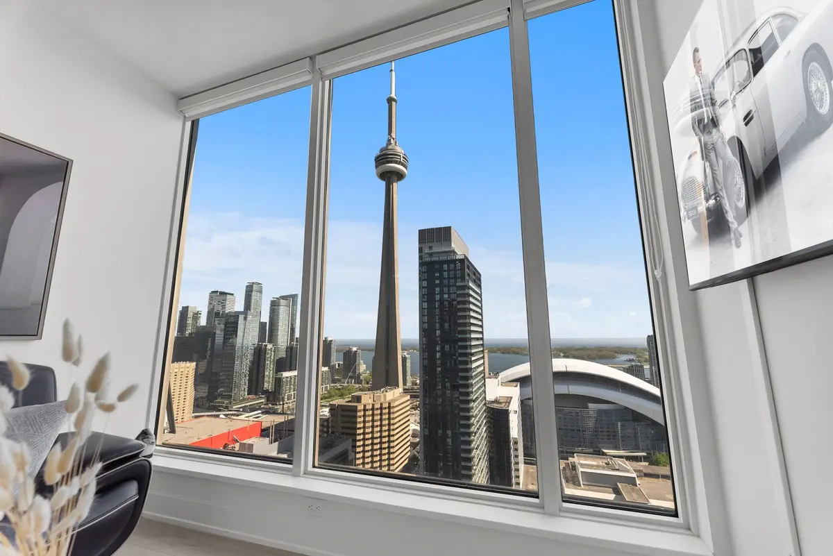 Toronto C01, ON M5V 1H2,15 Mercer ST #3202