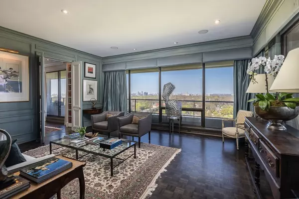 Toronto C09, ON M4T 2B8,20 Avoca AVE #2004