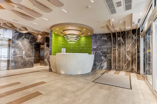 21 Carlton ST #1305, Toronto C08, ON M5B 1L3