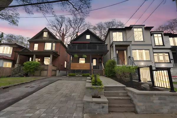 Toronto E06, ON M1N 2X8,17 Queensbury AVE