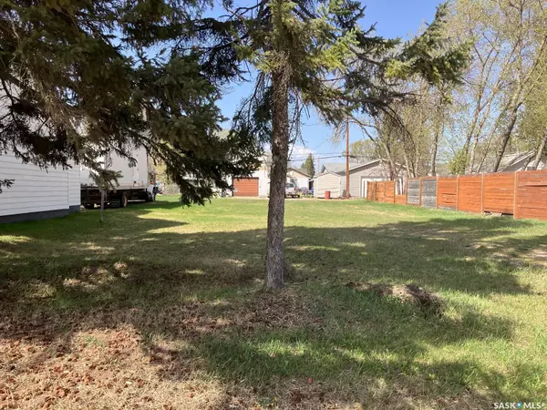 405 10th AVENUE W, Nipawin, SK S0E 1E0